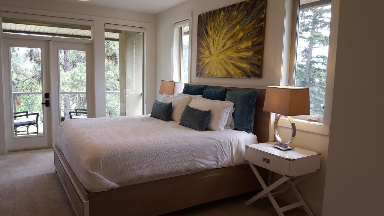 Teehouse Bed & Breakfast West Kelowna Bagian luar foto